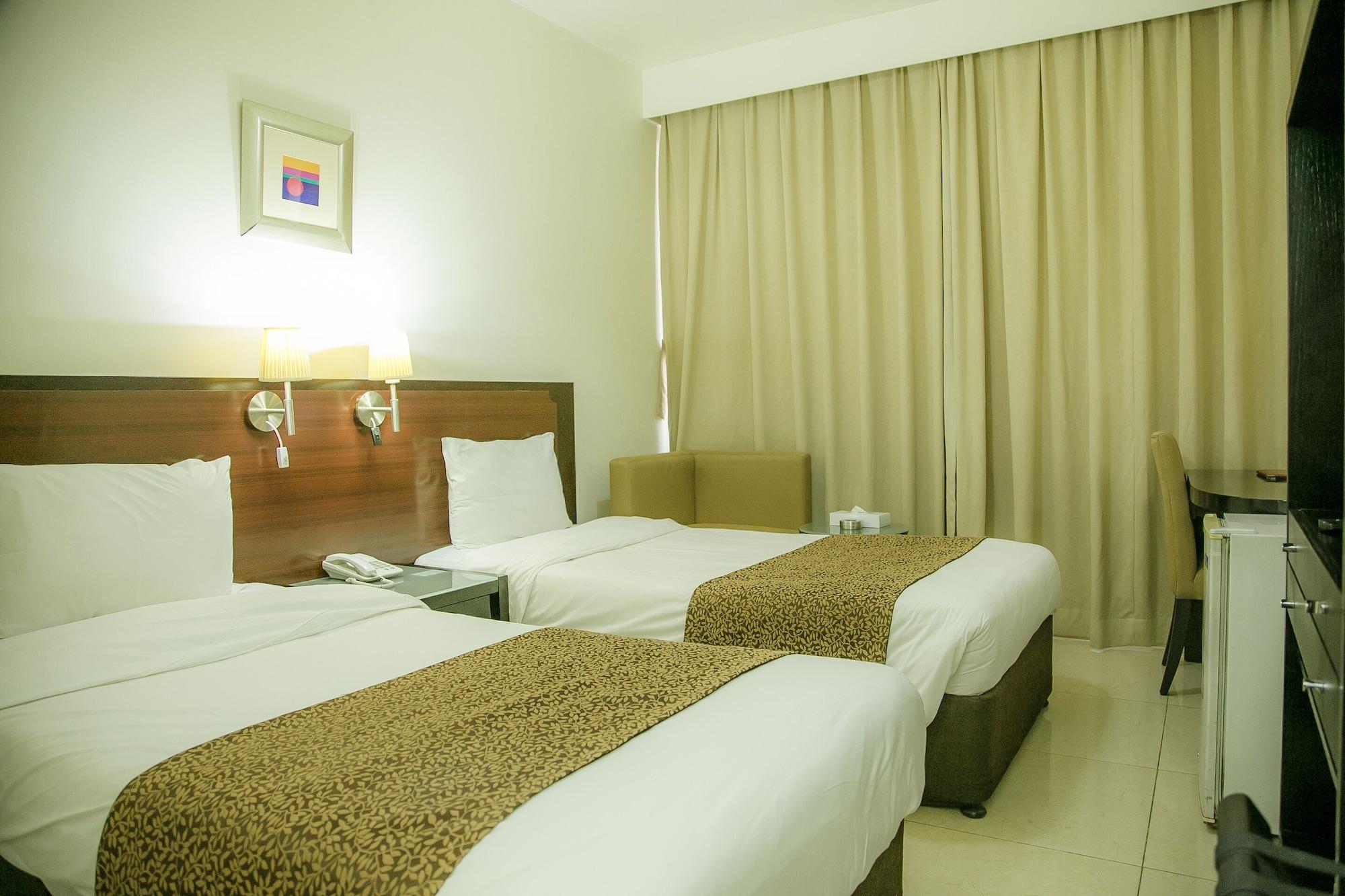 Phoenicia Grand Hotel Dubaj Kültér fotó