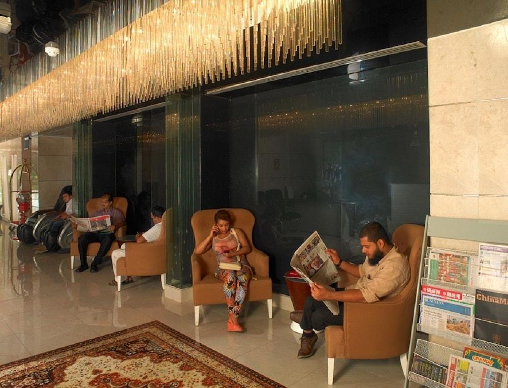 Phoenicia Grand Hotel Dubaj Kültér fotó
