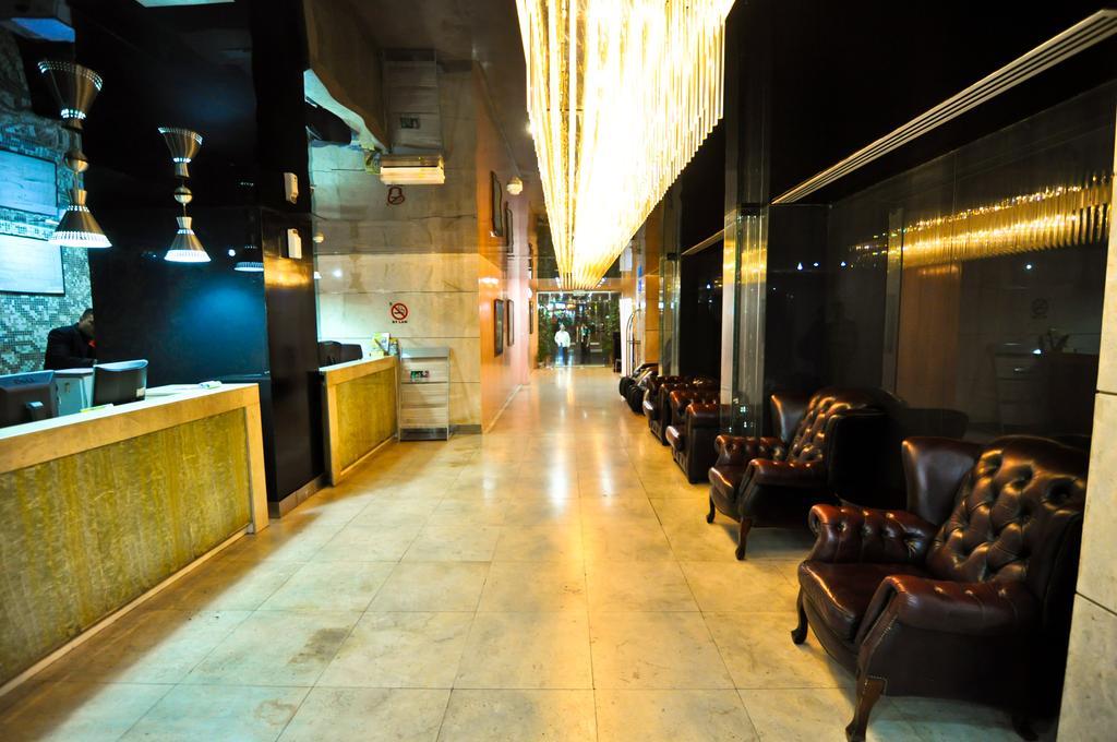 Phoenicia Grand Hotel Dubaj Kültér fotó