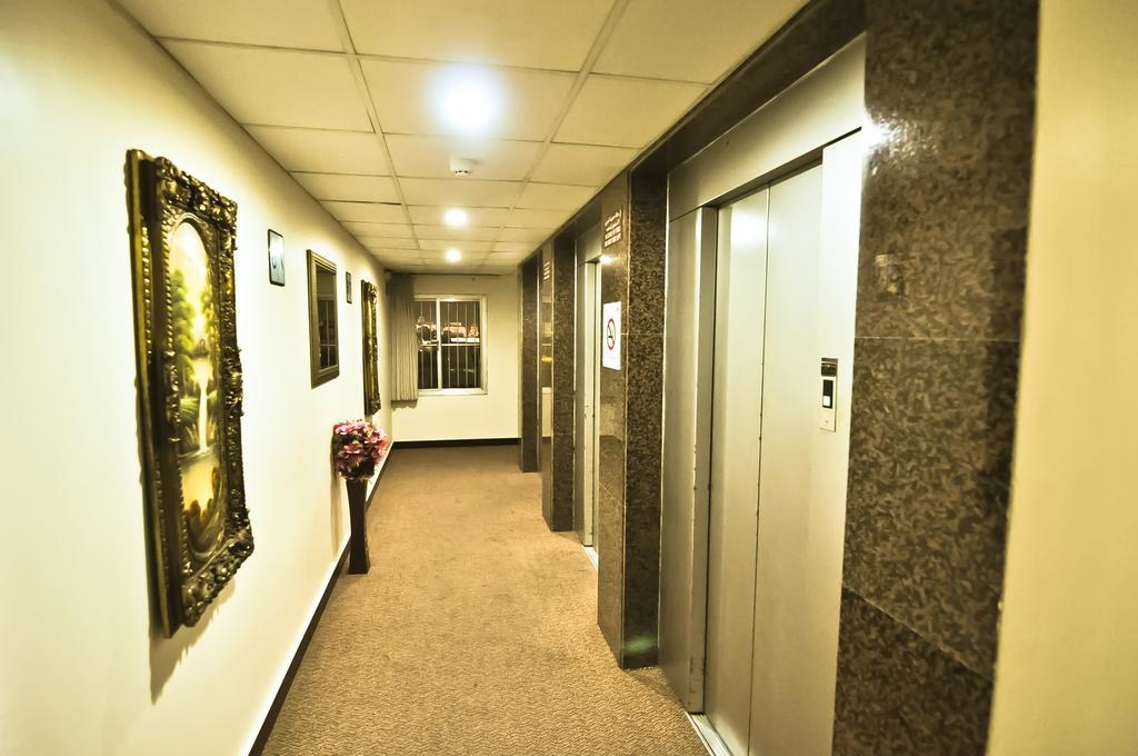 Phoenicia Grand Hotel Dubaj Kültér fotó